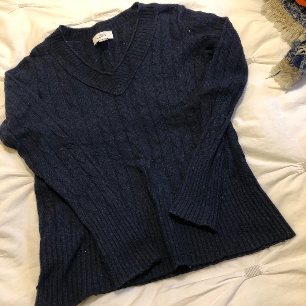 Ann Taylor Loft v-neck sweater